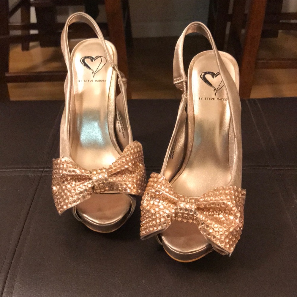 Sling back heels